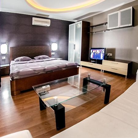 Hotrent Pechersk Lesy 20/22 Kyjev Exteriér fotografie